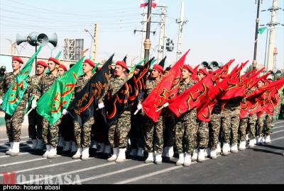 رژه-نیروهای-مسلح-به-مناسبت-هفته-دفاع-مقدس-در-زنجان-برگزار-شد+-تصاویر