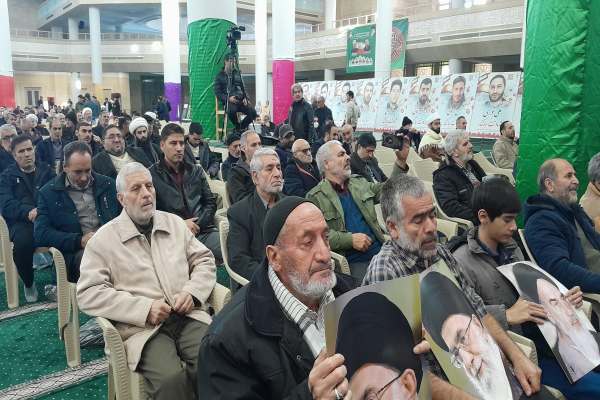 حضور-مردم-زنجان-در-میعادگاه-بصیرت