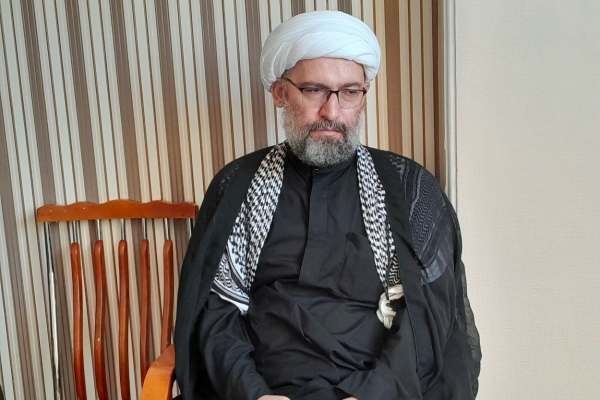 -امام-رضا-(ع)-ستون-امنیت-معنوی-ایران-هستند