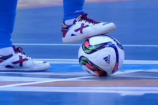 برگزاری-بازی-فوتسال-خانگی-تیم-آرمان-در-زنجان