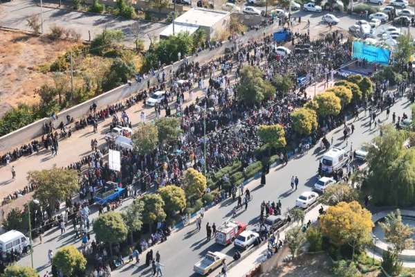 همایش-پیاده‌روی-در-خرم‌دره