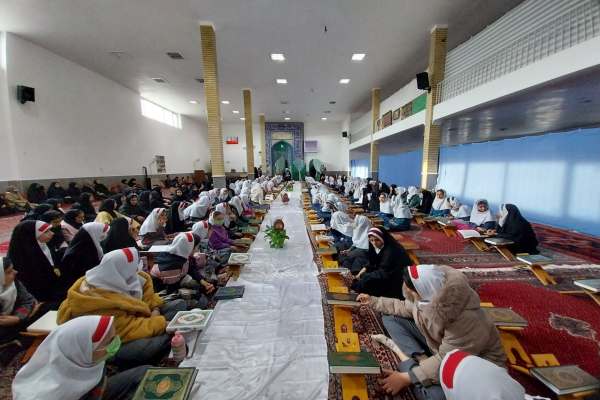 برگزاری-محفل-دانش‌‌آموزی-انس-با-قرآن-در-ابهر