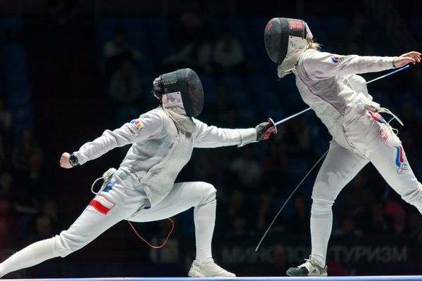 اعزام-ورزشکاران-زنجانی-به-مسابقات-شمشیربازی