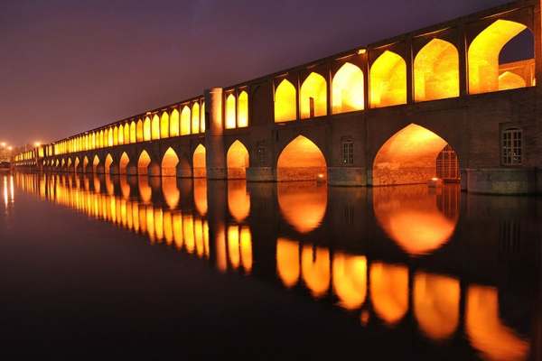 مناطق-گردشگری-اصفهان-از-مکان-های-تاریخی-تا-بهترین-روستاها