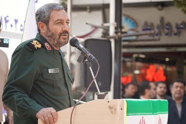 -انقلاب-اسلامی-ایران-امروز-در-دنیا-می‌درخشد