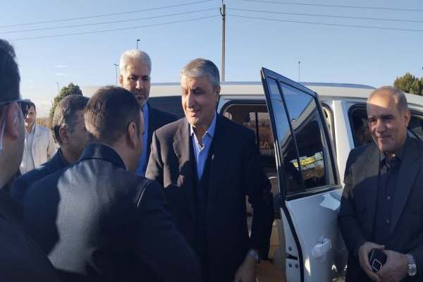 رئیس-سازمان-انرژی-اتمی-وارد-زنجان-شد