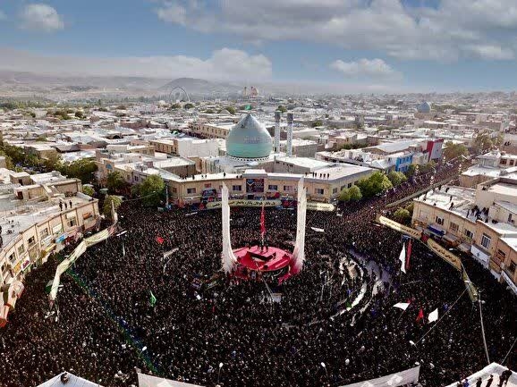 حرکت-دسته-عزاداری-حسینیه-اعظم-زنجان-آغاز-شد