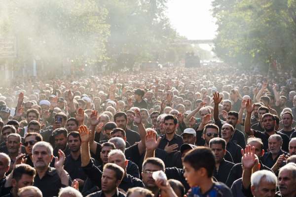 هم‌نوایی-زنجانی‌ها-با-پیام‌رسان-دشت-کربلا