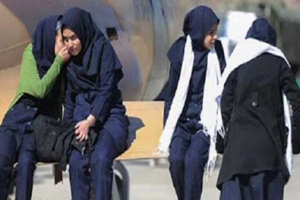 تاثیر-مهم-پوشش-مناسب-بر-شخصیت-نوجوانان