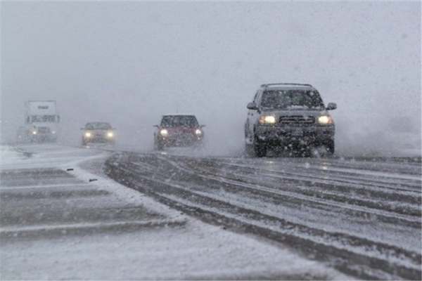 تردد-در-محورهای-زنجان-با-زنجیرچرخ-ممکن-است
