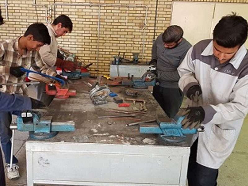 مهارت‌آموزی-راهبرد-اشتغال-پایدار-در-زنجان-