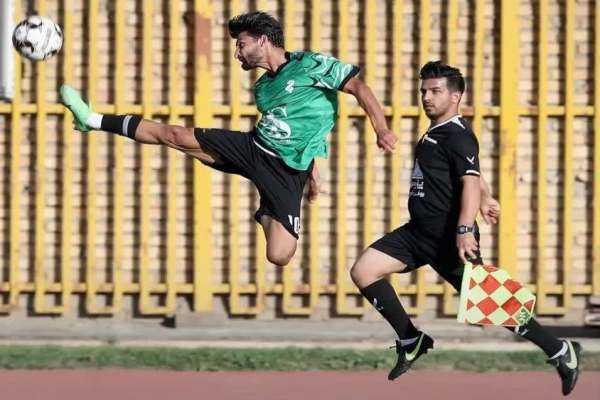 قضاوت-کمک‌داور-زنجانی-در-لیگ-یک-فوتبال