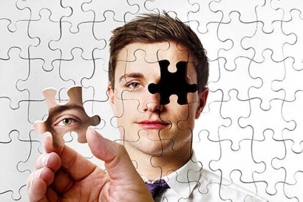 بحران-هویت-در-دنیای-پرآشوب-دیجیتال