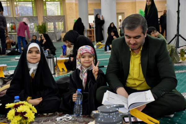 اجتماع-بزرگ-خانواده‌های-قرآنی-در-زنجان
