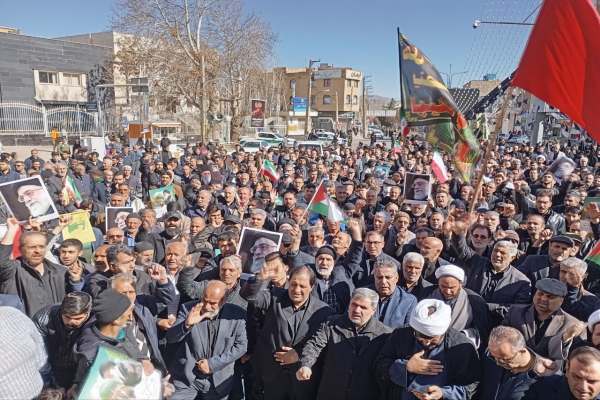 دیدگان-گریان-مردم-ابهر-در-سوگ-شهادت-رهبرشان