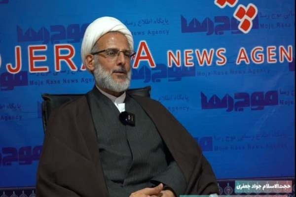 تهدید-و-تحریم-باعث-عقبنشینی-ایران-نمیشود-