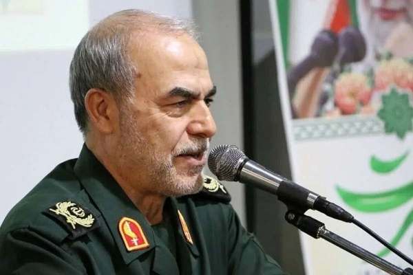 بیتفاوتی-به-تبیین-همپیمانی-ناآگاهانه-با-دشمن-است