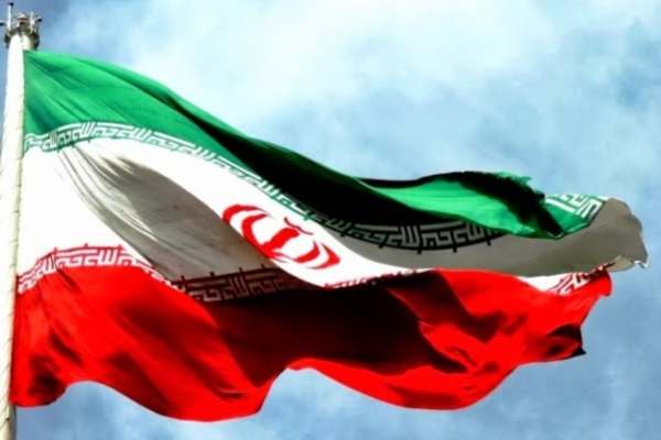 وحدت-رمز-دوام-امت-است