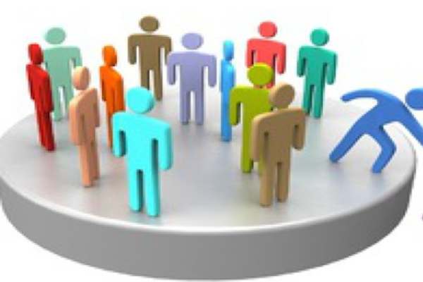 مهم‌ترین-وظیفه-افراد-جامعه-تقویت-همبستگی-است-