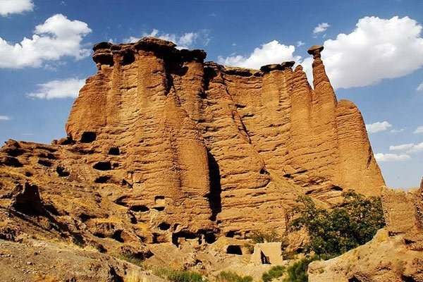 توسعه-گردشگری-ماهنشان-موثر-در-اقتصاد-محلی