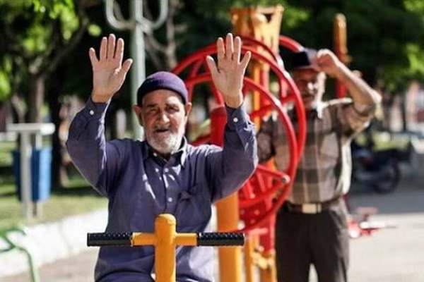 سالمندان-گنجینه‌های-حکمت-و-تجربه-در-خانواده