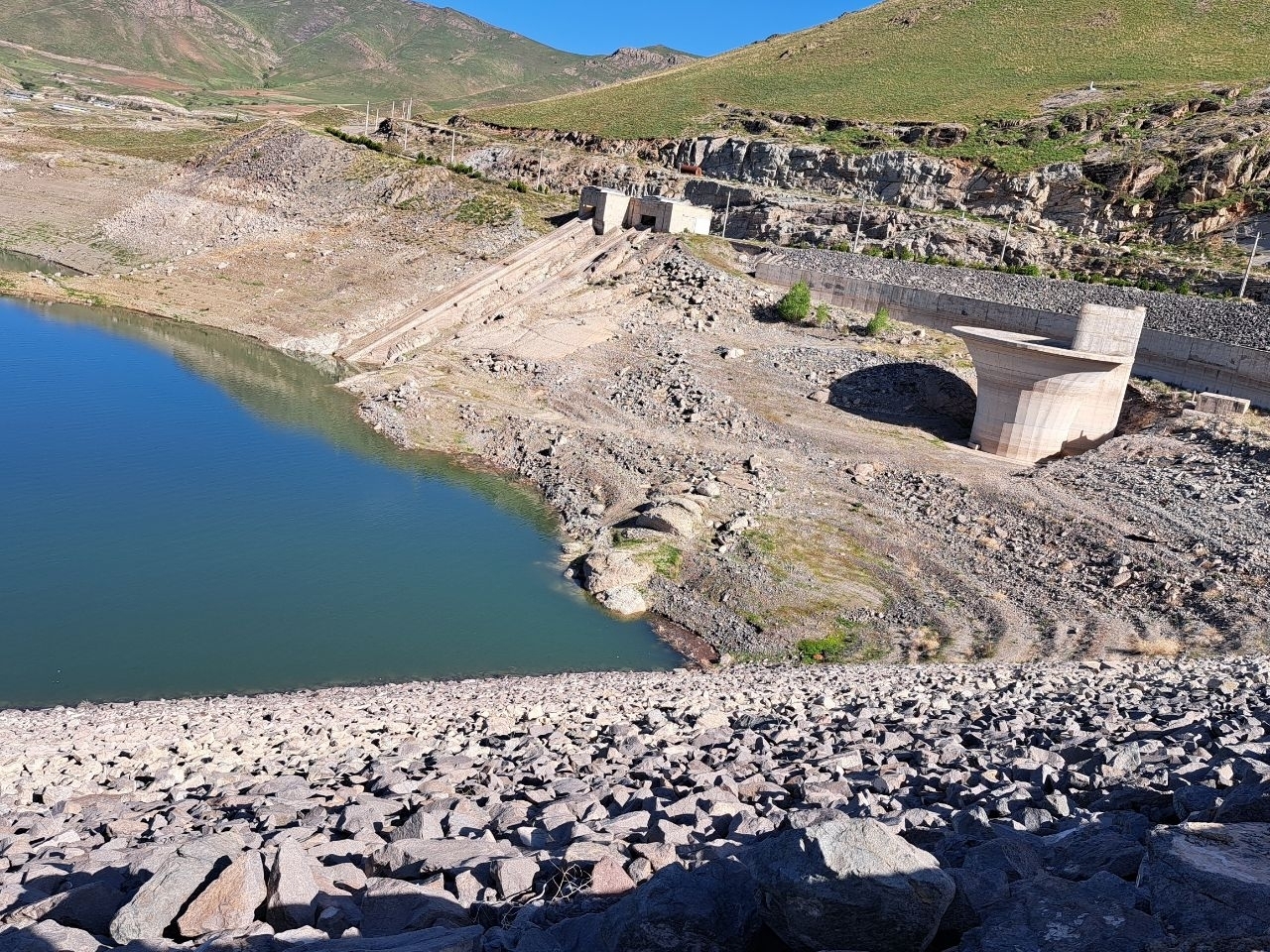 لالاییِ-باد-بر-دشت‌های-تشنه-زنجان