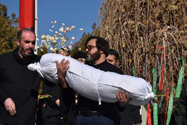 ستاره‌ای-در-صحن-صدا-و-سیمای-زنجان-آرمید