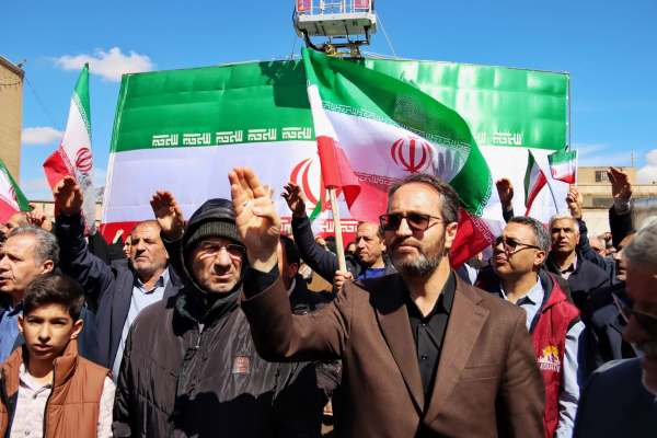 خودباوری-عامل-پیشرفت‌-ایران-اسلامی-