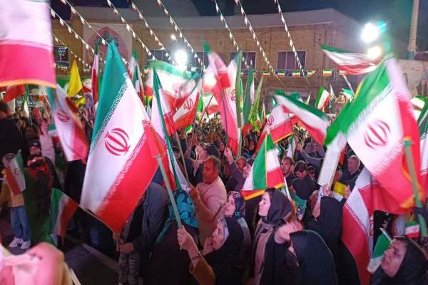 از-خیابان-تا-میدان-روایت-عشق-به-وطن