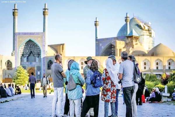 گردشگری-راهبردی-جایگزین-درآمدهای-محدود-نفتی-است-