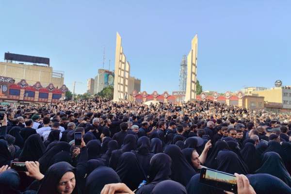 لحظات-آغازین-مراسم-یوم‌العباس-در-زنجان