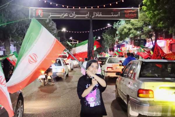 شب‌های-زنجان-در-میدان-انقلاب