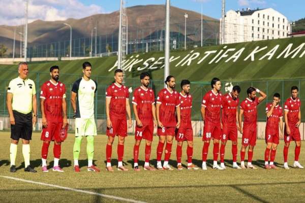 پرسپولیس-شنبه-برابر-آلومینیوم-اراک-صف‌آرایی-می‌کند