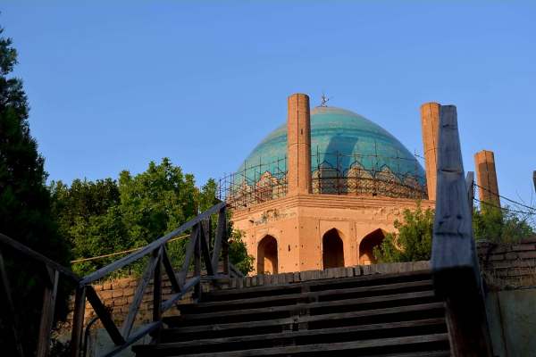 گنبد-سلطانیه-نگین-فیروزه‌ای-تاریخ-معماری-ایران