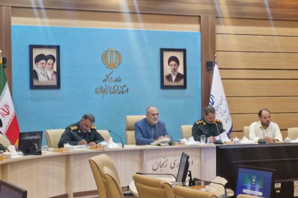 شعار-لبیک-یا-خامنه‌ای-در-زنجان-طنین‌انداز-می‌شود