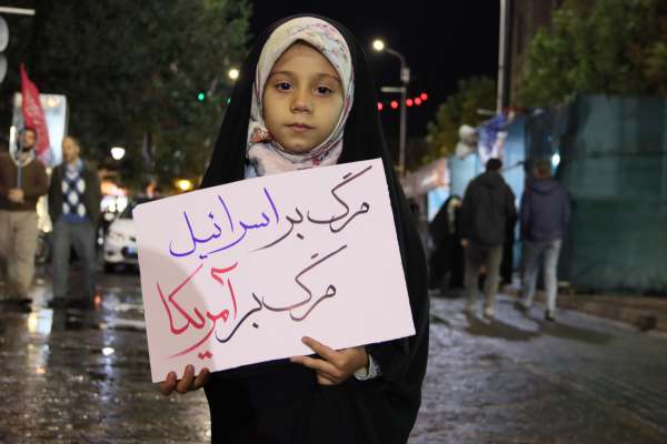 ترامپ،-چاقوی-زنجان-را-فراموش-نکن